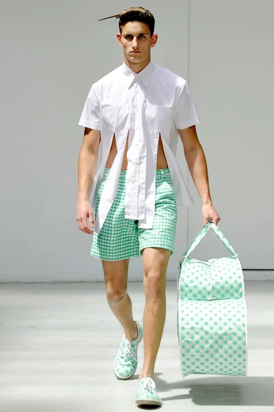 Look 21